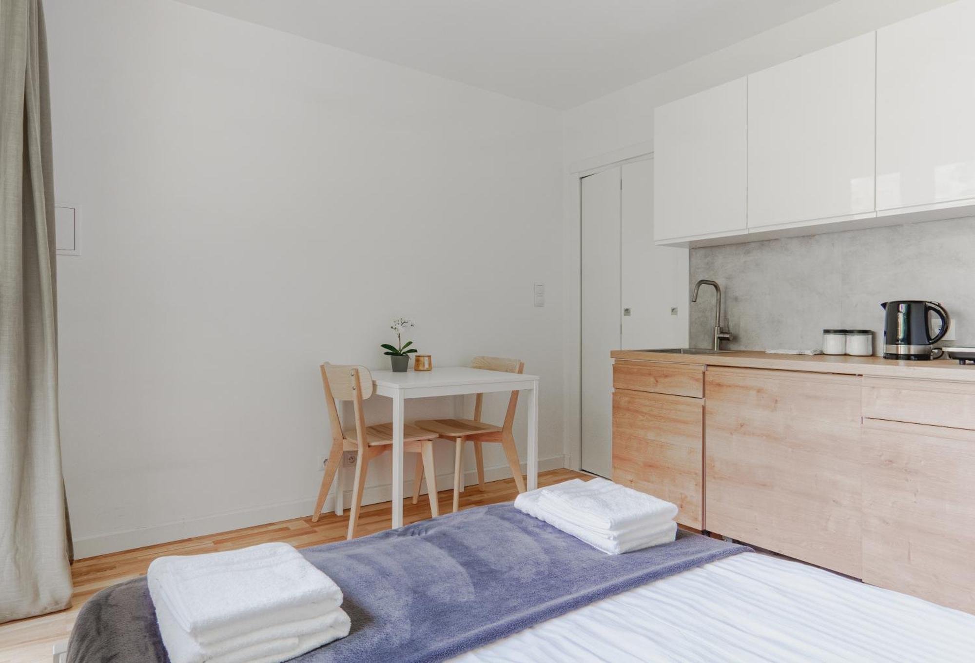 The Park Suites Varsovie Extérieur photo